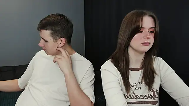 Snapshot of Pinku_kitsune chatting on 03-02-25, 04:28 Pinku kitsune online show from 03-02-25, 04:28