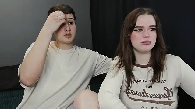 Snapshot of Pinku_kitsune chatting on 03-05-25, 11:06 Pinku kitsune online show from 03-05-25, 11:06