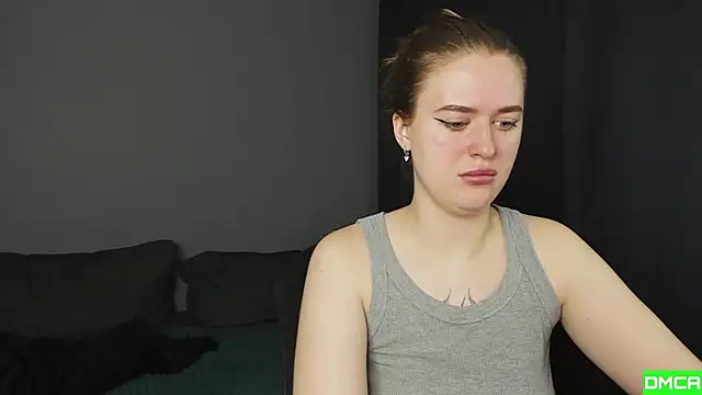 Pinku kitsune online show from 11-28-25, 05:15