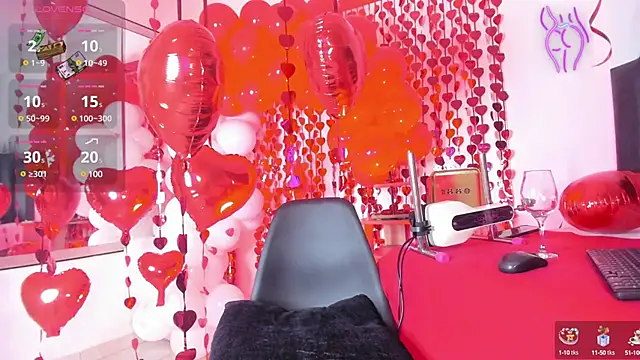 Snapshot of Lia_johnsonn chatting on 02-14-25, 11:10 Lia johnsonn online show from 02-14-25, 11:10