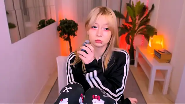 SaintGirl online show from 02-07-25, 03:41
