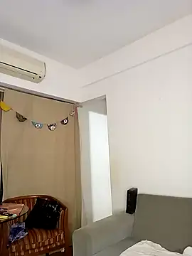 Sole Love online show from 12-15-24, 03:24