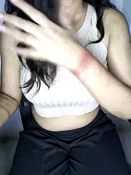 Snapshot of Ms_Neera chatting on 03-18-25, 03:31 Ms Neera online show from 03-18-25, 03:31