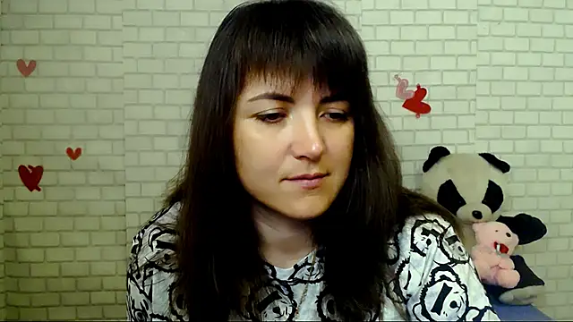 Darina M  online show from 05-07-26, 04:29