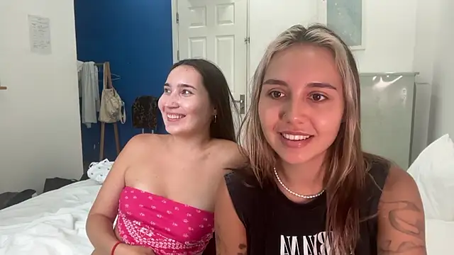 Snapshot of domDani_subMay chatting on 03-15-26, 10:21 domDani subMay online show from 03-15-26, 10:21