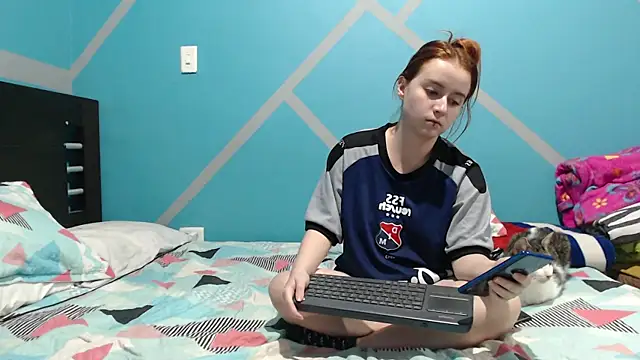 Nanna and Balder online show from 09-22-25, 04:03