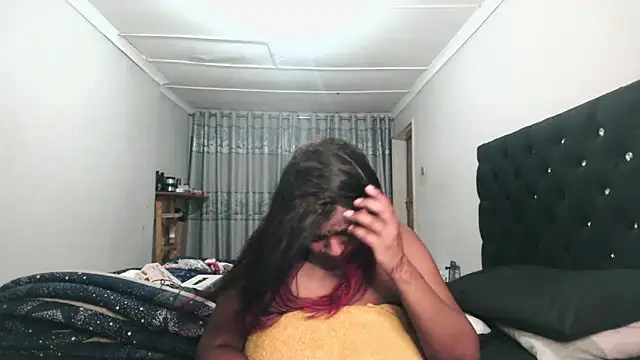 Snapshot of Indianmayaxoxo chatting on 01-03-25, 11:33 Indianmayaxoxo online show from 01-03-25, 11:33