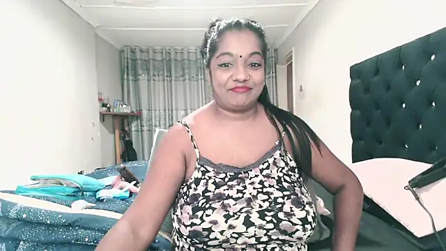 Indianmayaxoxo online show from 05-12-26, 07:05
