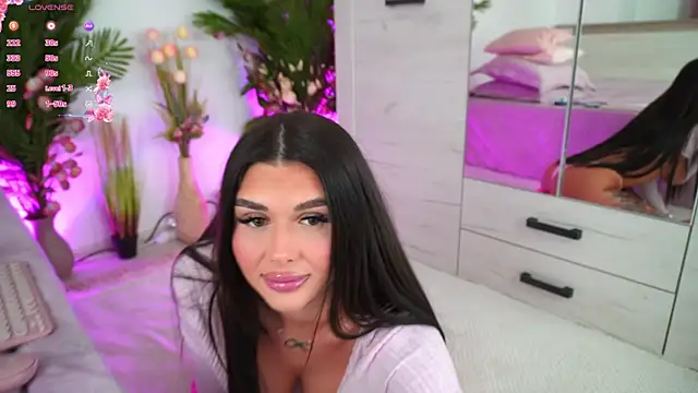 EmilyHudsson 1 online show from 03-07-25, 06:11