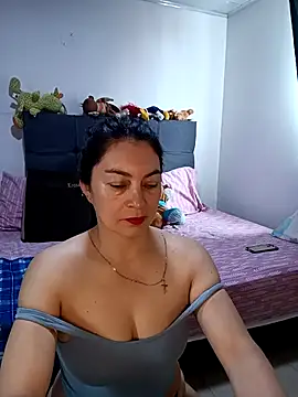 renata hot1 online show from 10-03-25, 03:09