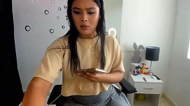 nairobbits online show from 03-26-26, 02:22