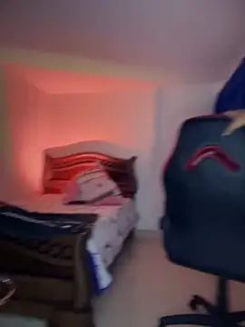 cristina1800 online show from 03-19-25, 05:41