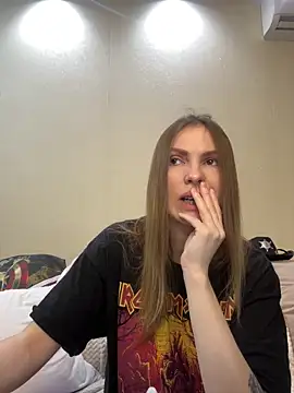 Snapshot of RachelBelI chatting on 12-08-24, 11:08 RachelBelI online show from 12-08-24, 11:08