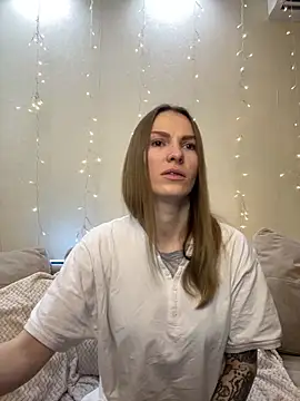 Snapshot of RachelBelI chatting on 01-09-25, 11:24 RachelBelI online show from 01-09-25, 11:24
