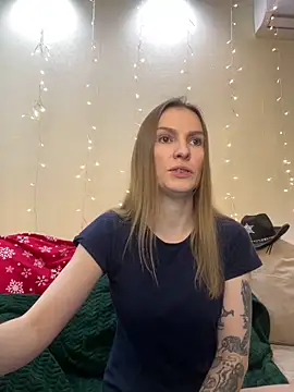 Snapshot of RachelBelI chatting on 01-19-25, 11:10 RachelBelI online show from 01-19-25, 11:10