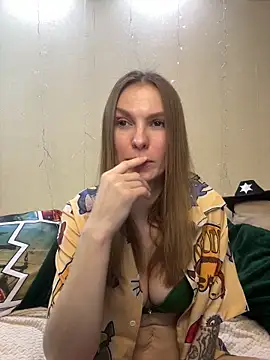 Snapshot of RachelBelI chatting on 02-05-25, 11:17 RachelBelI online show from 02-05-25, 11:17