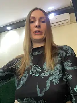 Snapshot of RachelBelI chatting on 03-01-25, 02:15 RachelBelI online show from 03-01-25, 02:15