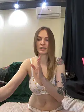 Snapshot of RachelBelI chatting on 03-22-25, 02:37 RachelBelI online show from 03-22-25, 02:37