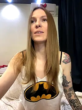 Snapshot of RachelBelI chatting on 09-10-25, 11:38 RachelBelI online show from 09-10-25, 11:38