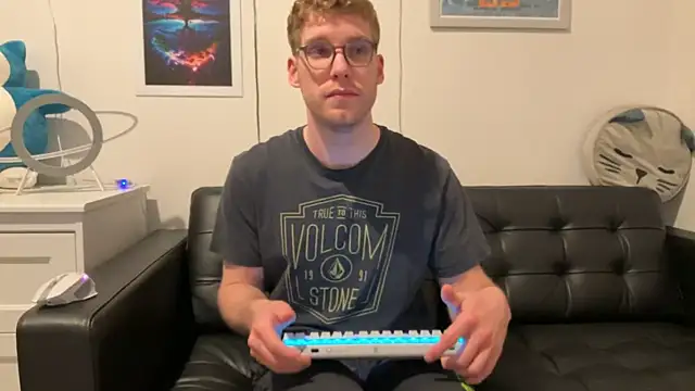 BlueEyedTallGuy94 online show from 12-22-24, 01:12