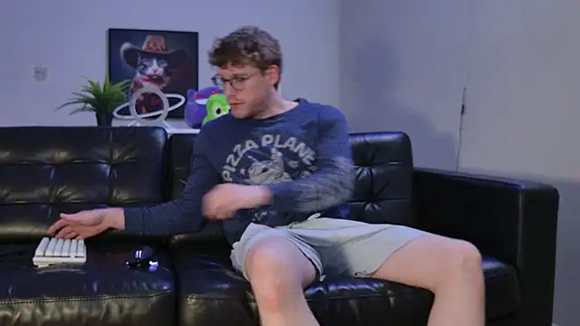 BlueEyedTallGuy94 online show from 10-18-25, 01:08