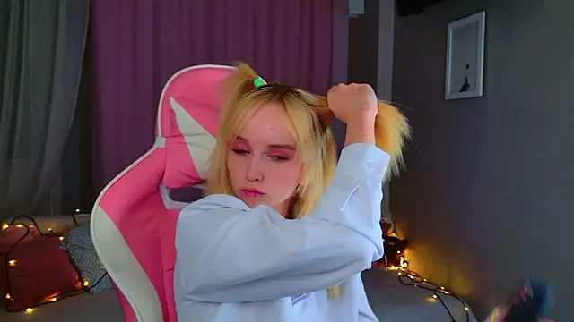 b4by LoL1 online show from 02-27-26, 02:17