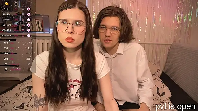 Snapshot of passiondesire_ chatting on 02-14-26, 02:25 passiondesire online show from 02-14-26, 02:25