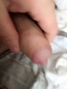 Snapshot of Grig1982 chatting on 04-06-26, 06:25 Grig1982 online show from 04-06-26, 06:25