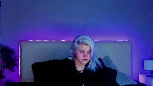 JoannLowe online show from 02-21-25, 12:38