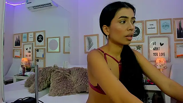 TianaReedd online show from 01-31-25, 01:02