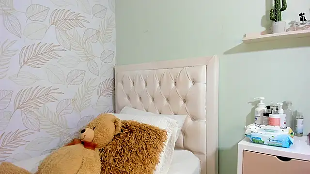 TianaReedd online show from 02-22-25, 01:02