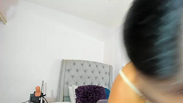 TianaReedd online show from 10-14-25, 12:28