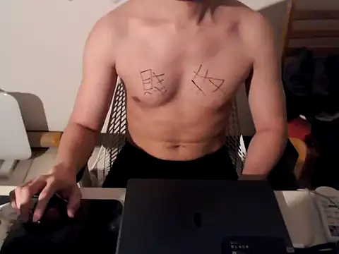 TheDarkPrixBoy online show from 04-10-26, 04:33