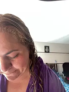 Snapshot of nathylovexx chatting on 12-29-24, 05:44 nathylovexx online show from 12-29-24, 05:44