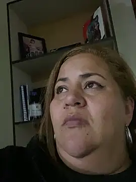 Snapshot of nathylovexx chatting on 01-03-25, 12:11 nathylovexx online show from 01-03-25, 12:11