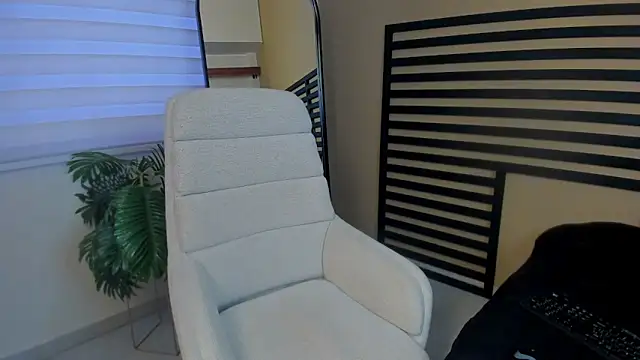 Catyloves online show from 03-11-26, 08:37