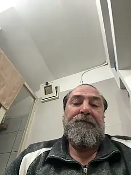 Snapshot of ros217 chatting on 03-17-26, 04:21 ros217 online show from 03-17-26, 04:21