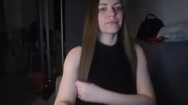Snapshot of AnnaDiamond1 chatting on 04-13-26, 10:04 AnnaDiamond1 online show from 04-13-26, 10:04