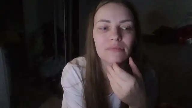 Snapshot of AnnaDiamond1 chatting on 04-22-26, 10:44 AnnaDiamond1 online show from 04-22-26, 10:44