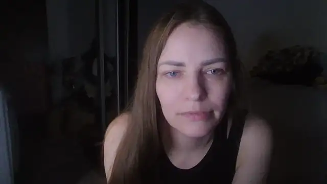 Snapshot of AnnaDiamond1 chatting on 05-15-26, 09:44 AnnaDiamond1 online show from 05-15-26, 09:44