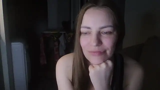 Snapshot of AnnaDiamond1 chatting on 05-16-26, 09:13 AnnaDiamond1 online show from 05-16-26, 09:13