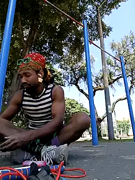 Siriss boyrag online show from 01-19-25, 04:57