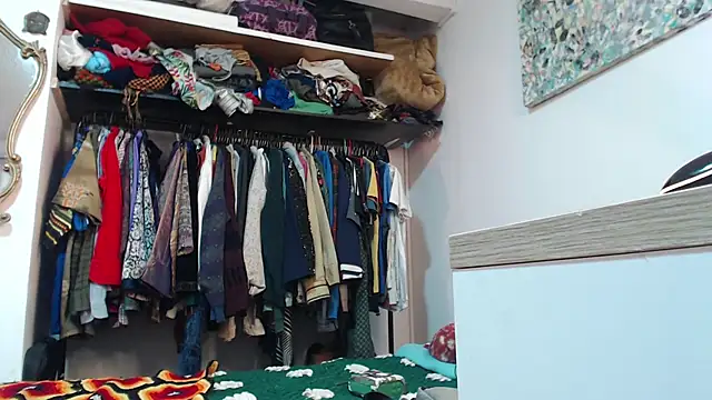 Siriss boyrag online show from 02-22-25, 04:09