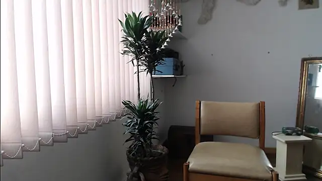 Siriss boyrag online show from 10-11-25, 02:48