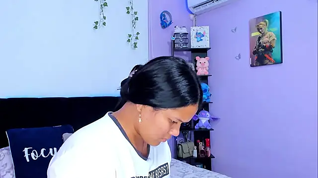 Snapshot of sara_mendez2 chatting on 01-18-25, 11:33 sara mendez2 online show from 01-18-25, 11:33