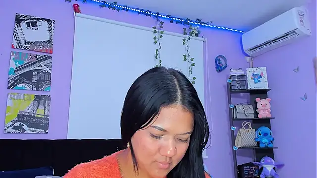Snapshot of sara_mendez2 chatting on 02-05-25, 05:30 sara mendez2 online show from 02-05-25, 05:30