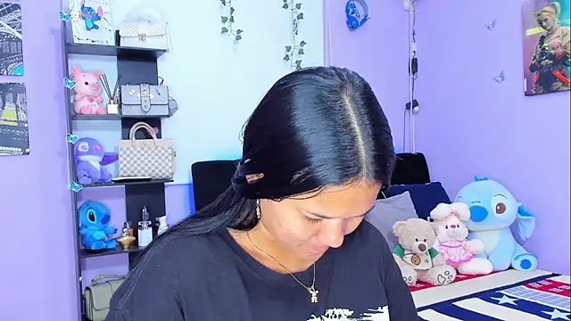Snapshot of sara_mendez2 chatting on 02-12-25, 11:51 sara mendez2 online show from 02-12-25, 11:51