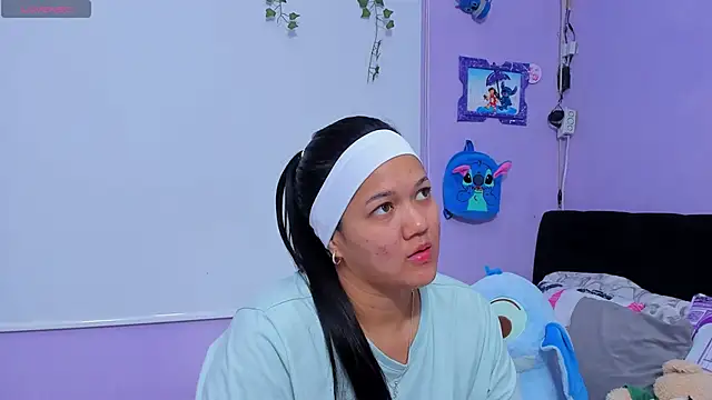 Snapshot of sara_mendez2 chatting on 09-26-25, 11:42 sara mendez2 online show from 09-26-25, 11:42