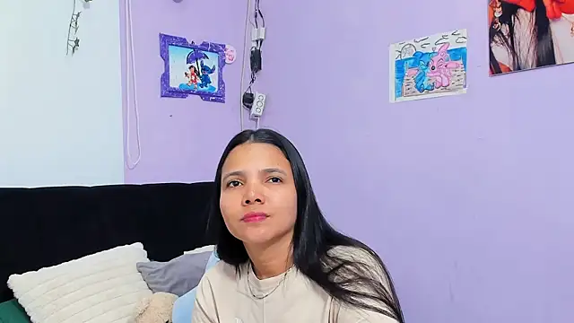 Snapshot of sara_mendez2 chatting on 10-20-25, 12:00 sara mendez2 online show from 10-20-25, 12:00