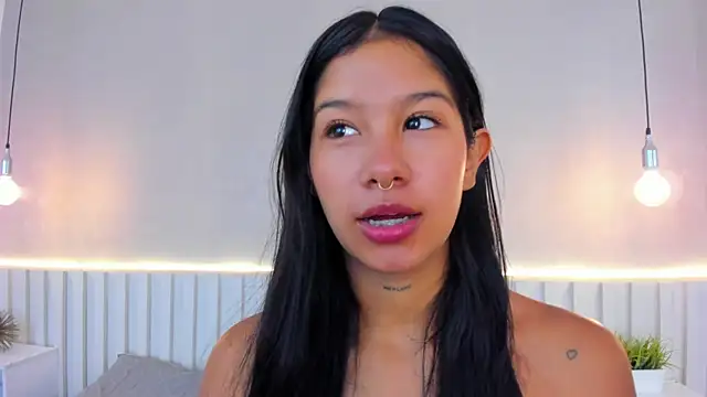 Aida moreno online show from 02-11-25, 10:48